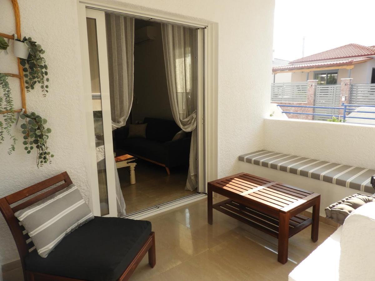 Sgs Luxury Apartments Ксилокастро Экстерьер фото