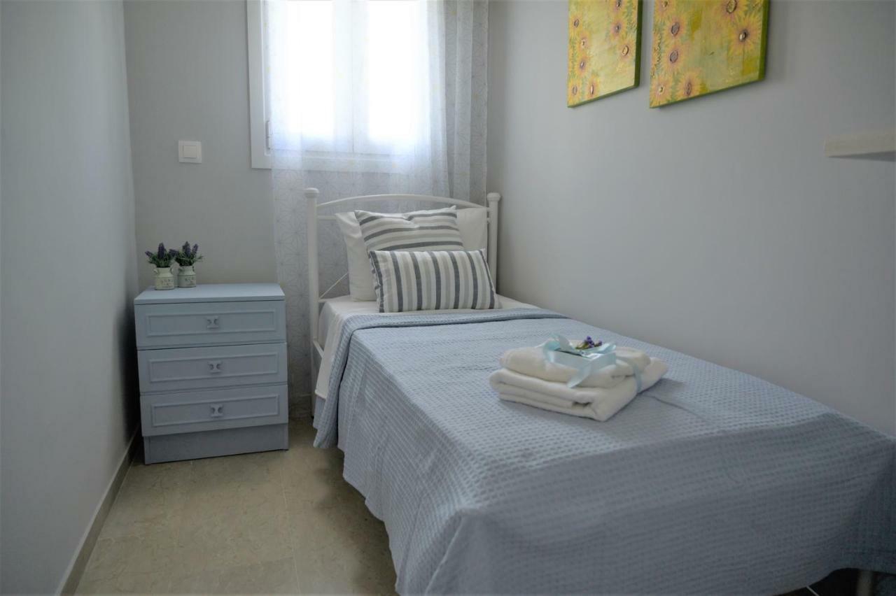 Sgs Luxury Apartments Ксилокастро Экстерьер фото